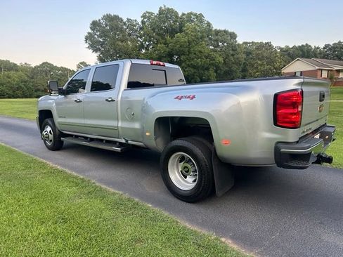 Used 2019 Chevrolet Silverado 3500 LTZ w/ Duramax Plus Package AWD/4WD image 7