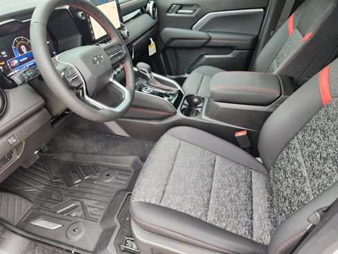 New 2026 Chevrolet Colorado Z71 image 9