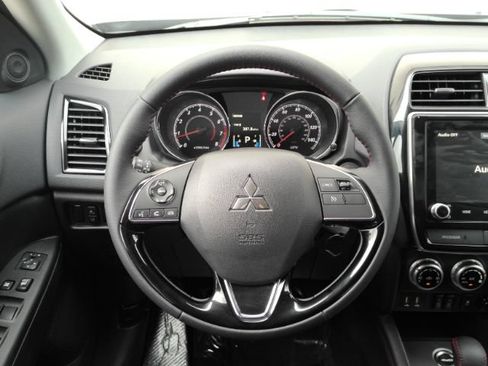Used 2026 Mitsubishi Outlander Sport ES AWD/4WD image 31
