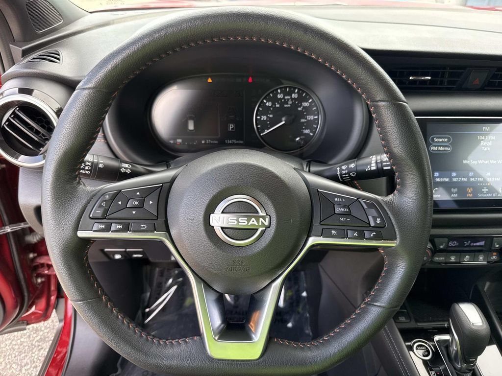 Used 2024 Nissan Kicks SR w/ SR Premium Package FWD image 39