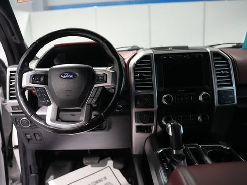 Used 2019 Ford F150 Platinum w/ Equipment Group 701A Luxury AWD/4WD image 2
