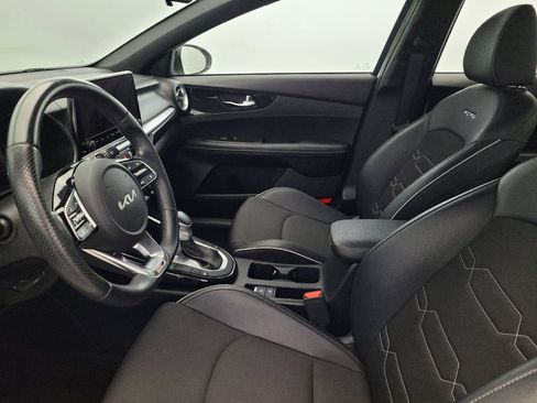 Used 2022 Kia Forte GT-Line w/ GT-Line Technology Package FWD image 17