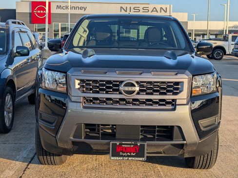 Used 2025 Nissan Frontier SV RWD image 6