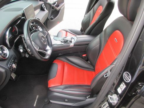 Used 2019 Mercedes-Benz GLC 63 AMG 4MATIC image 9