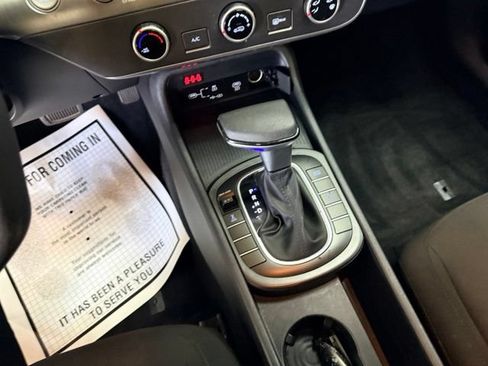 Certified 2024 Hyundai Kona SE AWD/4WD image 28