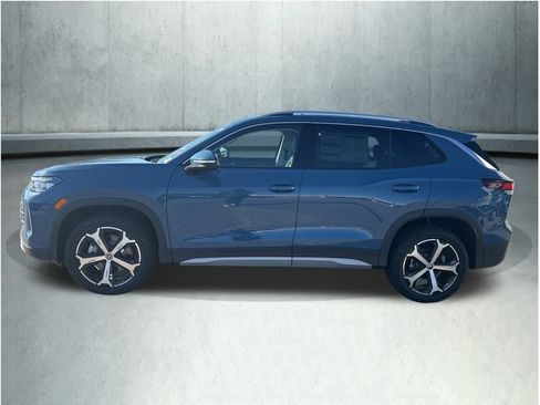 New 2026 Volkswagen Tiguan SE image 2