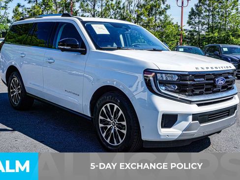 Used 2025 Ford Expedition Platinum AWD/4WD image 4