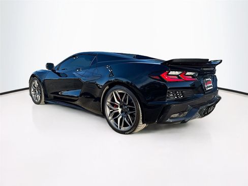 Used 2025 Chevrolet Corvette Z06 w/ Stealth Interior Trim Package image 5