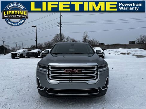 Certified 2023 GMC Acadia SLT w/ Trailering Package image 3