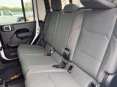 New 2026 Jeep Gladiator Sport image 16