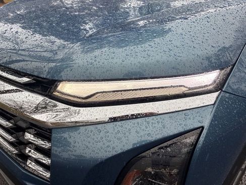 Used 2025 Chevrolet Equinox LT image 10