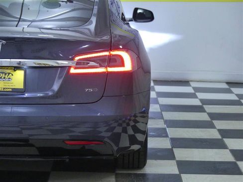 Used 2017 Tesla Model S 75D image 31