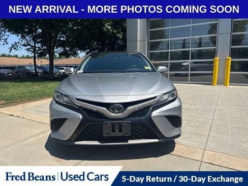 Used 2019 Toyota Camry XSE FWD image 9