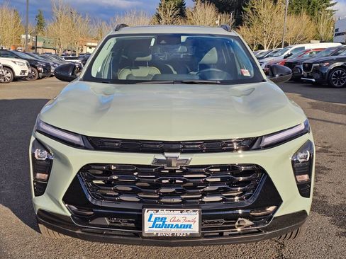 New 2026 Chevrolet Trax ACTIV w/ Sunroof Package image 2
