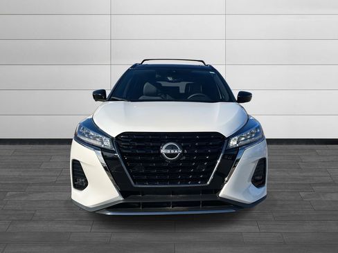 Used 2024 Nissan Kicks SR w/ SR Premium Package image 7