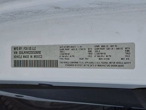 Used 2025 RAM ProMaster 2500 w/ U-Haul Equipment Group FWD image 29