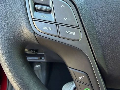 Used 2018 Hyundai Santa Fe SE AWD/4WD image 20