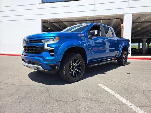 Certified 2022 Chevrolet Silverado 1500 RST AWD/4WD image 2