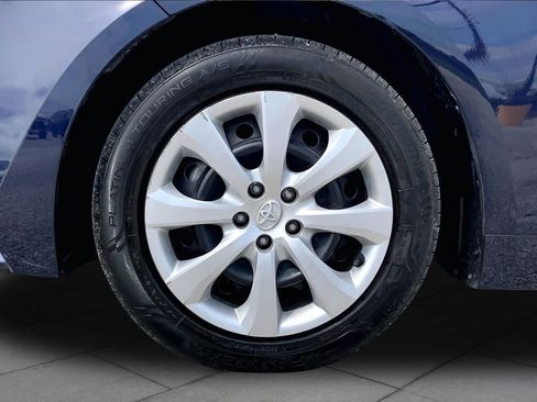 Used 2024 Toyota Corolla LE FWD image 11