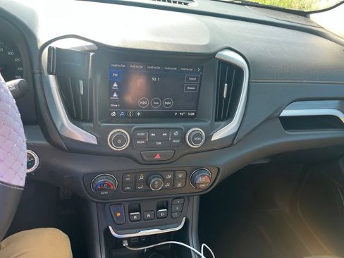 Used 2018 GMC Terrain SLT w/ Preferred Package AWD/4WD image 8