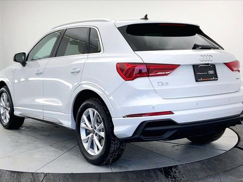 Certified 2025 Audi Q3 2.0T Premium Plus w/ Premium Plus Package image 12