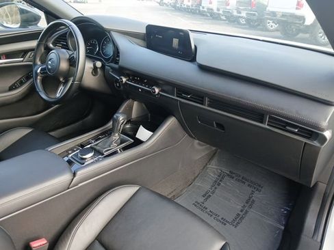 Used 2024 MAZDA MAZDA3 s image 17