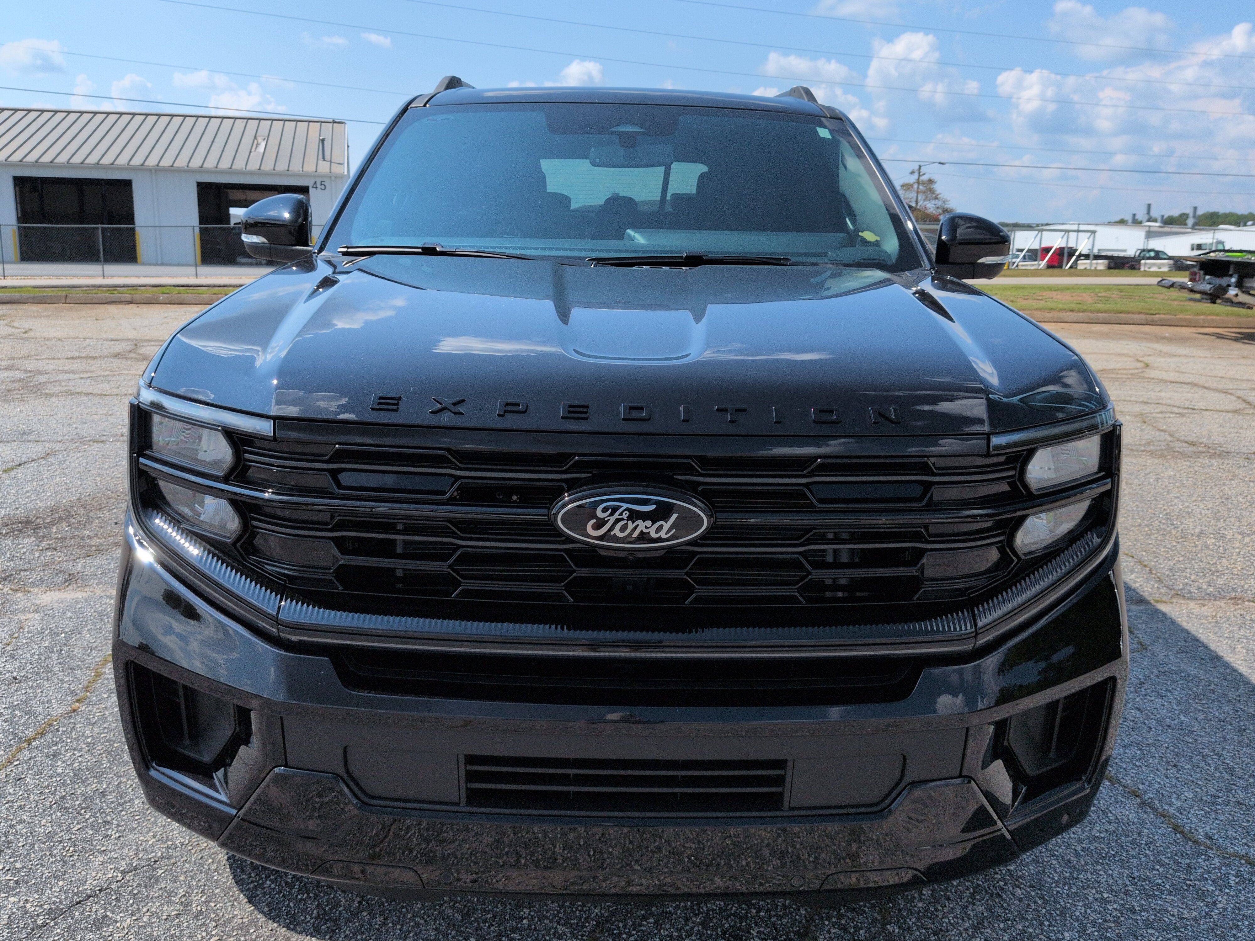 Certified 2026 Ford Expedition Platinum w/ Stealth Appearance Package AWD/4WD image 7