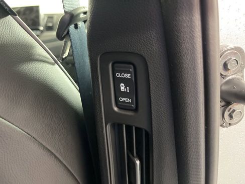 New 2026 Honda Odyssey Touring image 12