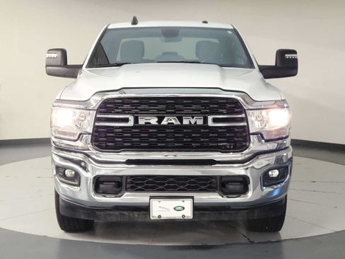 Used 2024 RAM 2500 Big Horn AWD/4WD image 2