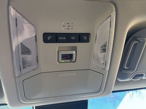 Used 2025 Toyota RAV4 XLE image 15