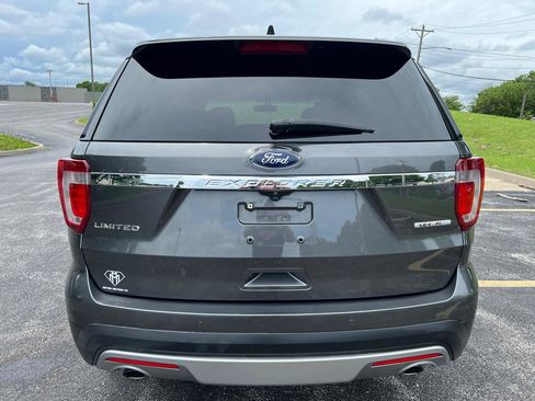 Used 2016 Ford Explorer Limited FWD image 4