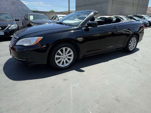 Used 2012 Chrysler 200 Touring FWD image 13