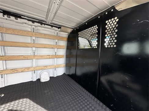 Used 2023 Chevrolet Express 2500 w/ Driver Convenience Package image 33