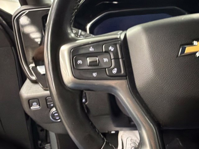 Used 2023 Chevrolet Silverado 1500 LT AWD/4WD image 22