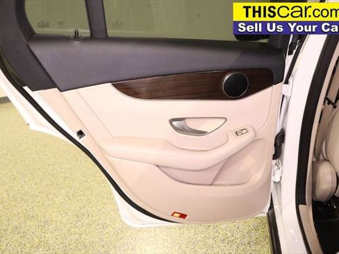 Used 2021 Mercedes-Benz GLC 300 image 37