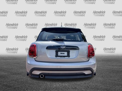 Used 2024 MINI Cooper 2-Door Hardtop FWD image 9