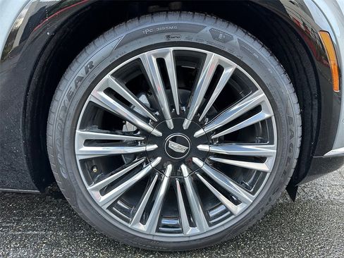 New 2026 Cadillac Vistiq Premium Luxury image 9