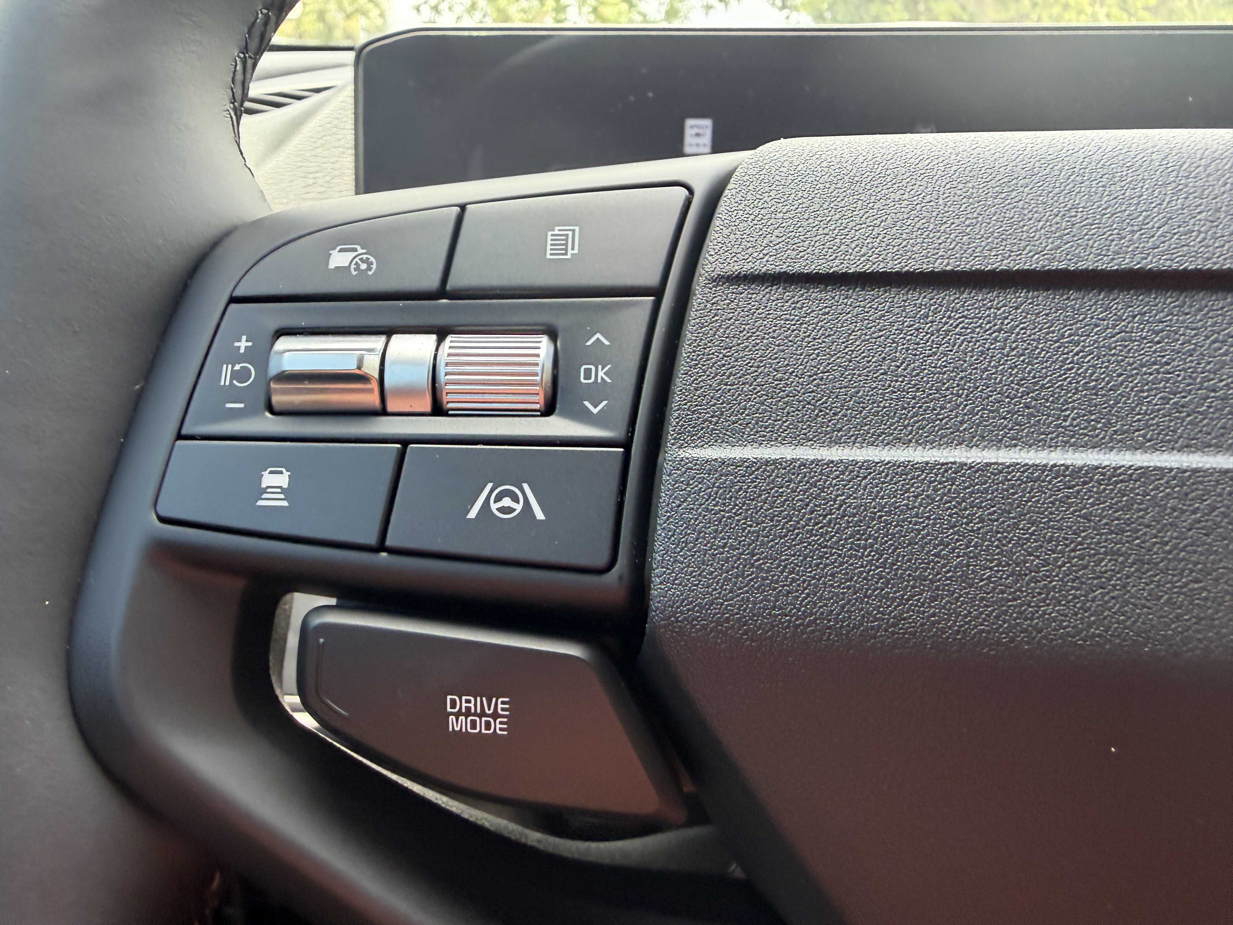 New 2026 Kia Sportage SX FWD image 27