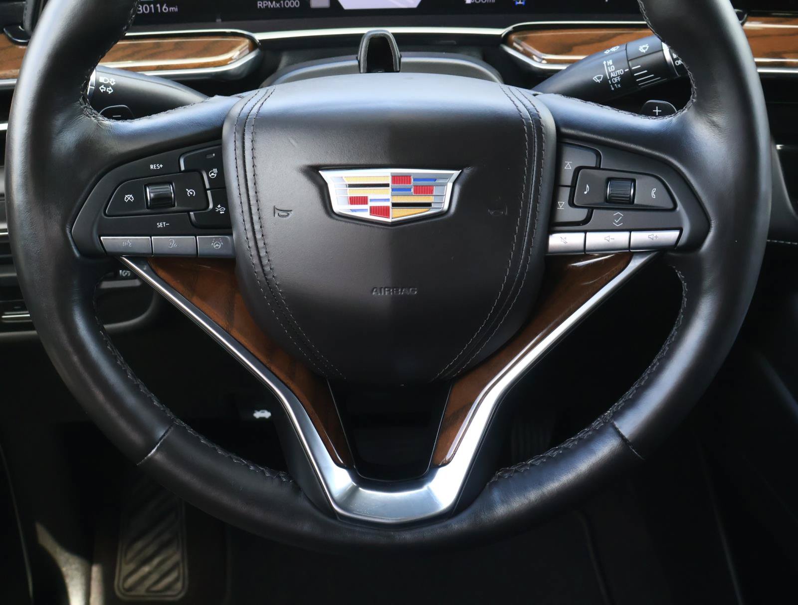 Certified 2024 Cadillac Escalade Sport Platinum AWD/4WD image 12