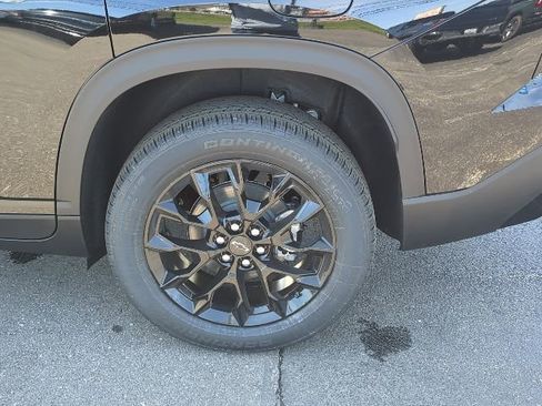 New 2026 Chevrolet Traverse LT w/ Midnight/Sport Edition FWD image 31