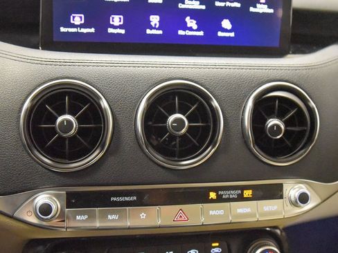 Used 2023 Kia Stinger GT-Line w/ Sun & Sound Package image 17