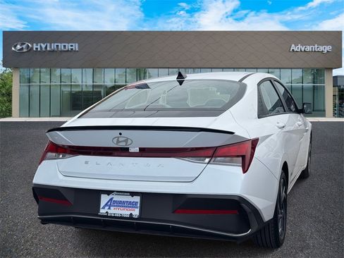 Certified 2025 Hyundai Elantra Sport w/ Cargo Package image 7