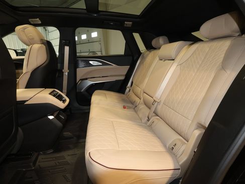 Certified 2026 Cadillac Lyriq Signature Luxury w/ Nappa Leather Package AWD/4WD image 23