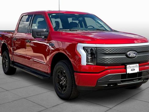 New 2025 Ford F150 Lightning XLT image 2