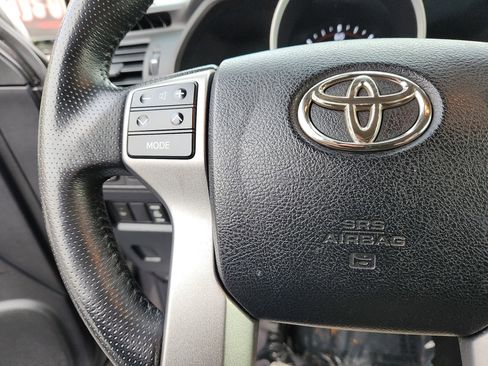 Used 2011 Toyota 4Runner SR5 image 16