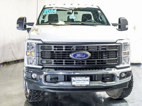Used 2024 Ford F250 XL w/ 360-Degree Camera Package image 7
