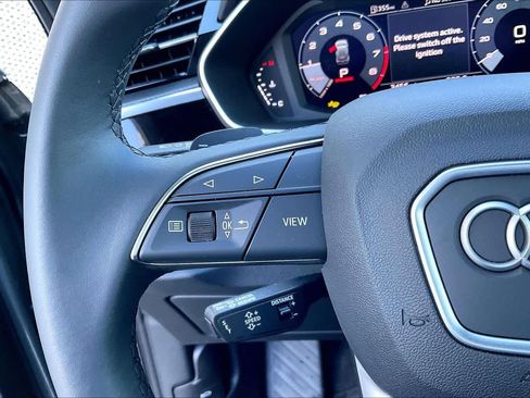 Certified 2025 Audi Q3 2.0T Premium w/ Convenience Package image 23