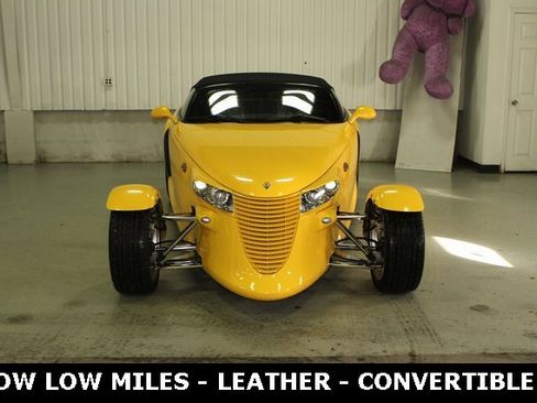 Used 1999 Plymouth Prowler image 2
