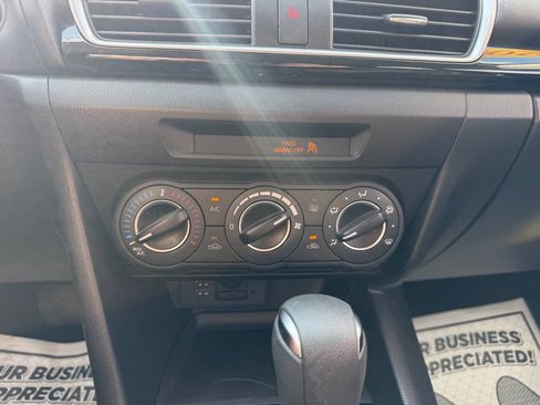 Used 2016 MAZDA MAZDA3 i Sport w/ Preferred Equipment Package FWD image 12