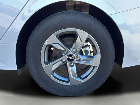 Certified 2024 Kia K5 LXS image 38